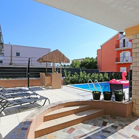 Studio Apartment Grey Split Exterior foto