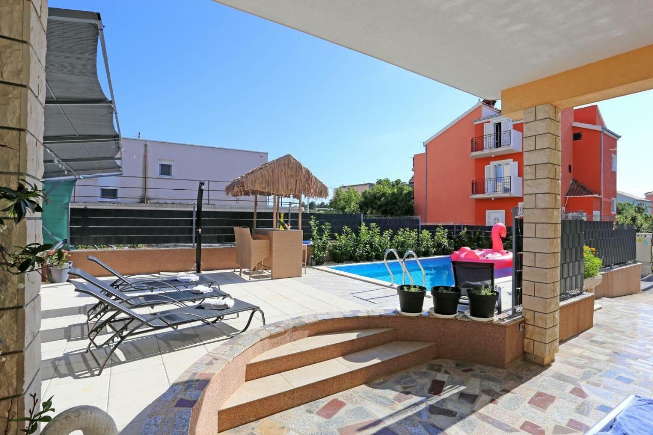 Studio Apartment Grey Split Exterior foto